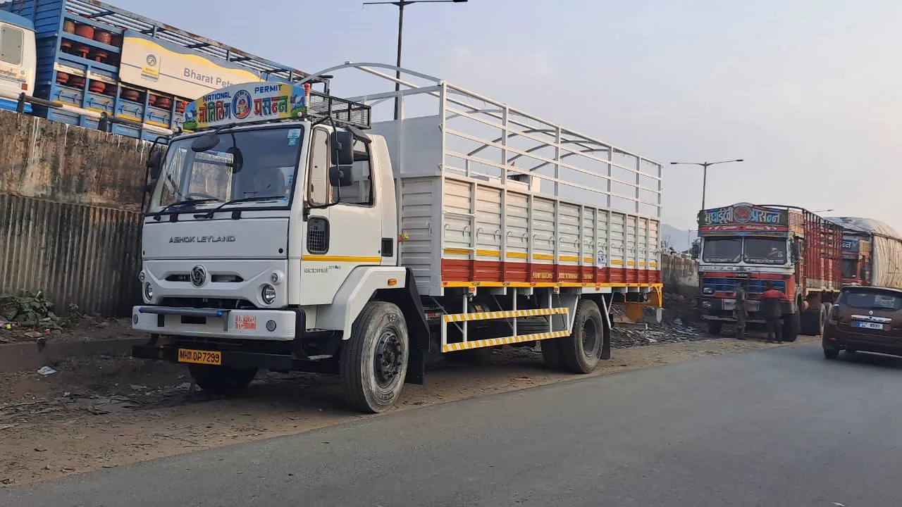 Ashok Leyland Regular Body HCV